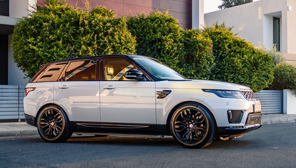 RANGE ROVER