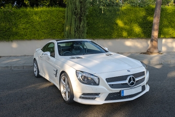 MERCEDES-BENZ
