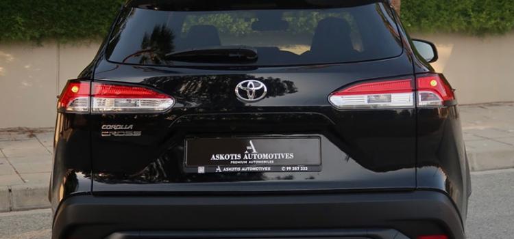 Toyota Cross005